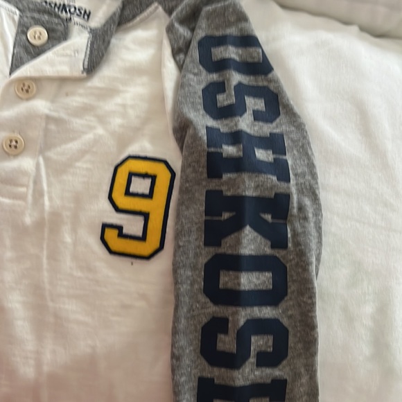 OshKosh long sleeve boys shirt. Brand new with tags - Picture 3 of 5